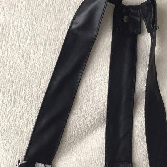 3/$15 Maximalist grunge Geometric print vegan flowy halter sheer top sz med - Picture 6 of 10